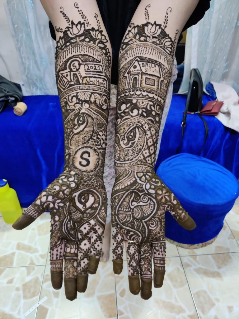 Mehendi Designs For Karwa Chauth