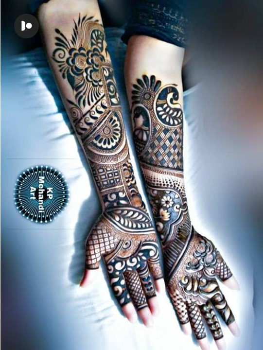 Mehendi Designs For Karwa Chauth