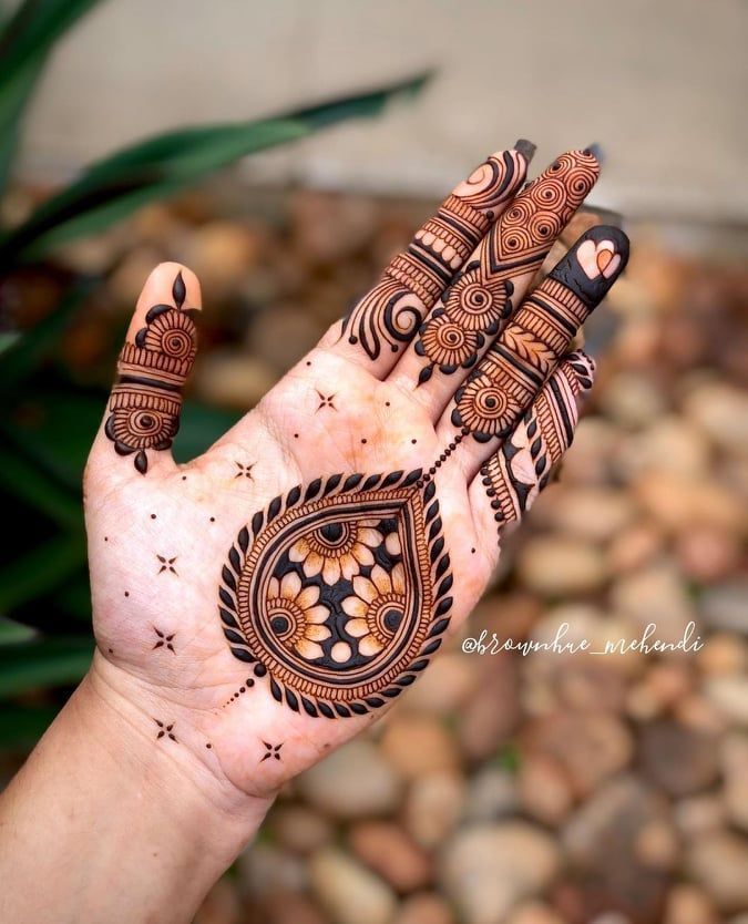 floral mehendi designs