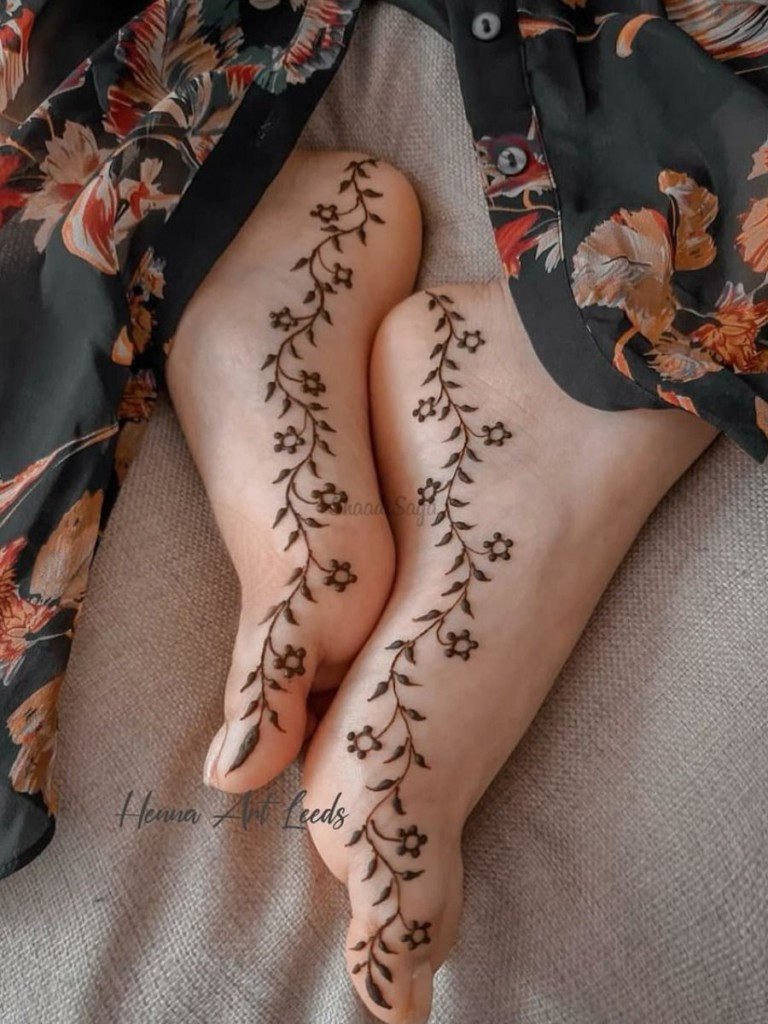 Leg Mehendi Designs