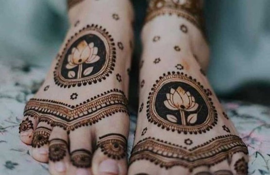 Leg Mehendi Designs